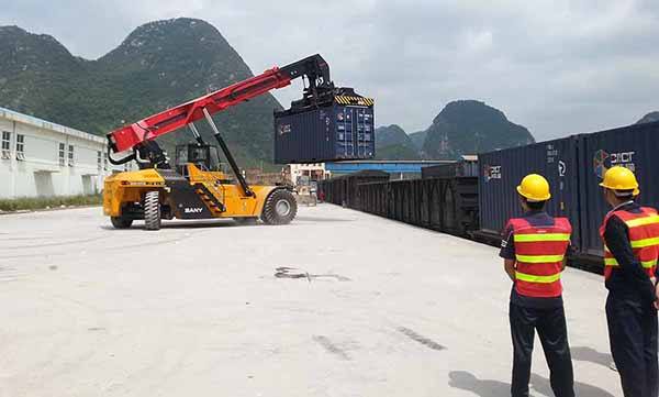 河南省實施秋冬季車輛分類管控 氧化鋁運輸或遇阻力